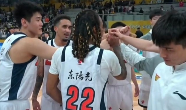 彩票开奖-广东队为什么迟迟未换外援？杜锋有他的考量，估计四个外援都不动