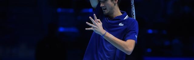 彩票开奖时间-梅德维德夫两连亚却无遗憾 2021成突破巨头第一人